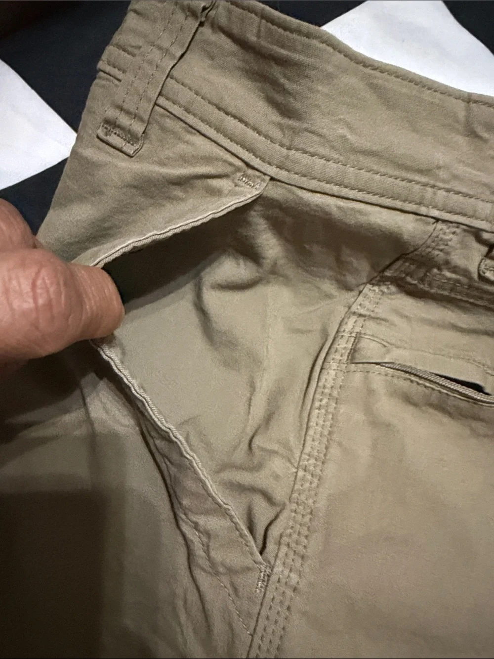 Wrangler Men's Tan Hybrid Utility Shorts